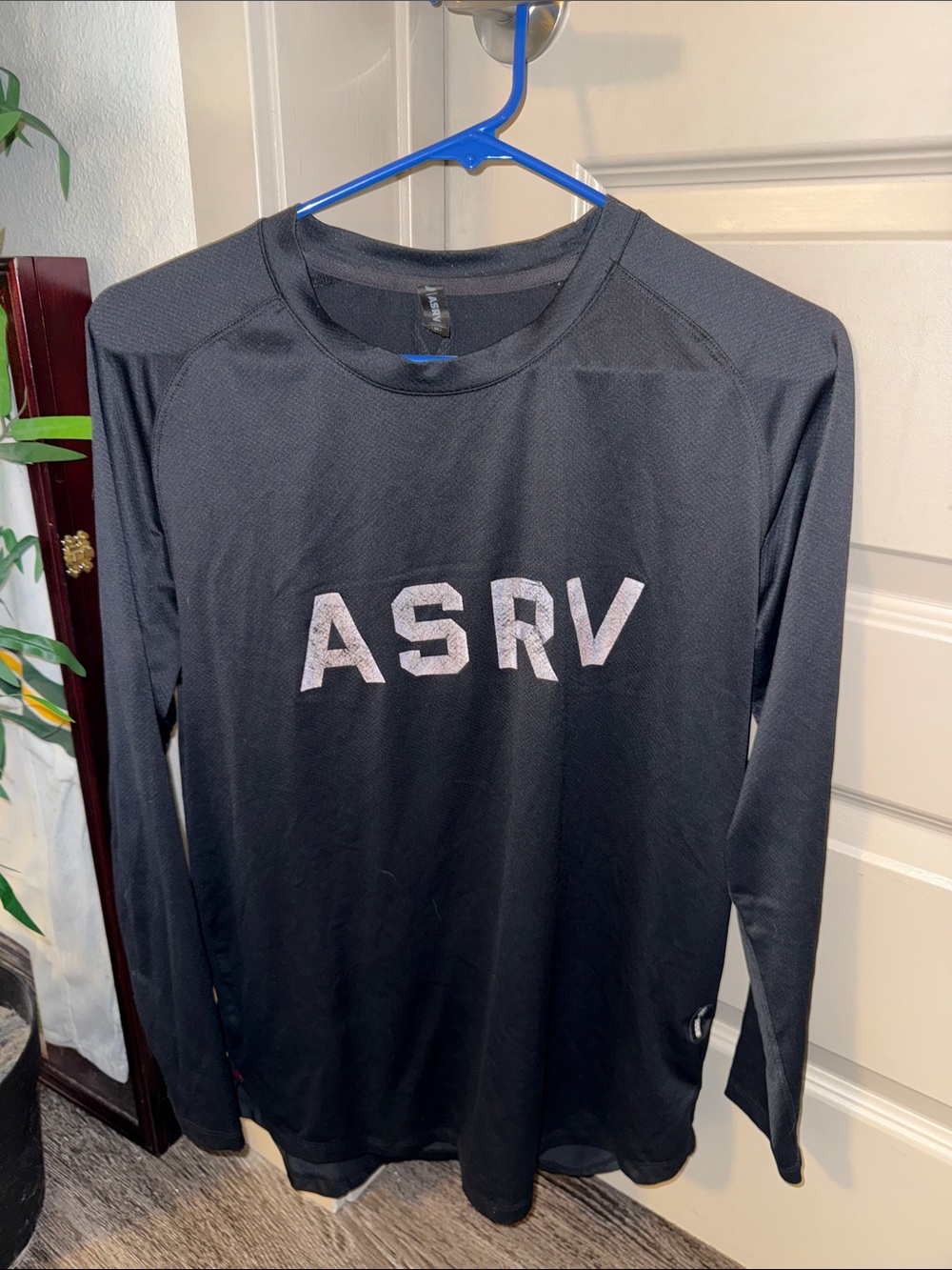ASRV Black Men’s Long-Sleeve